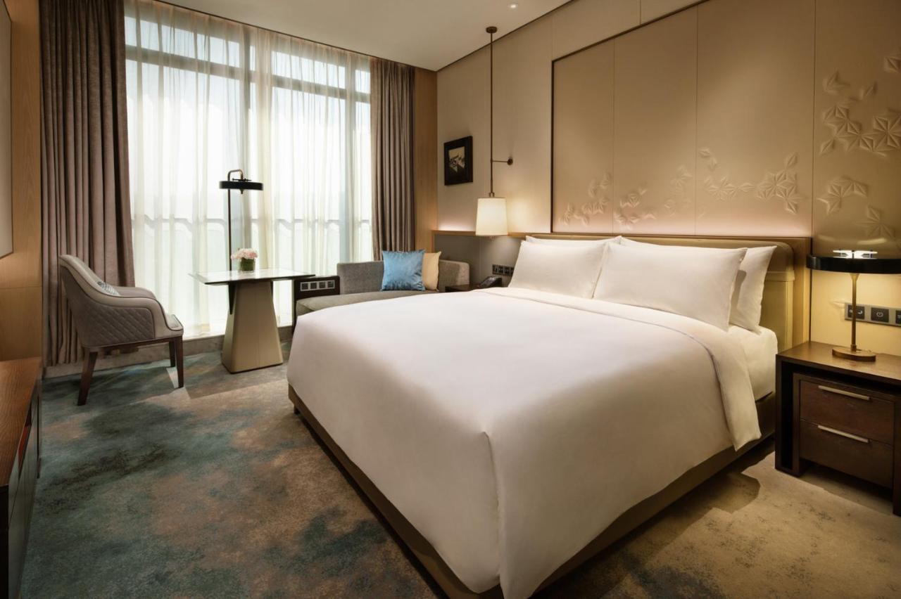 Crowne Plaza Xiangxi Hotel Fenghuang Kültér fotó